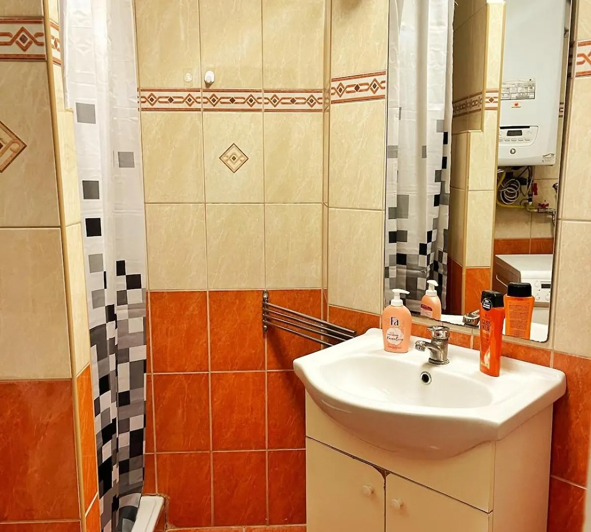 N1 Apartment In Heart Of Pest Budapesta